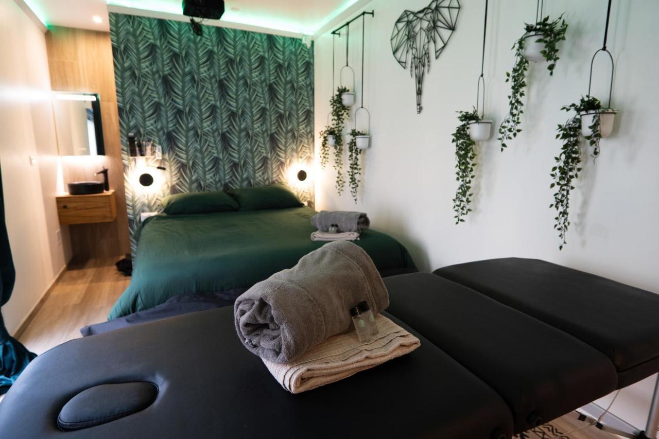 Capsule Thailande I Sauna I Balneo I Console I Jeux En Bois I Cinema I Cour Interieure Trith-Saint-Leger Kültér fotó