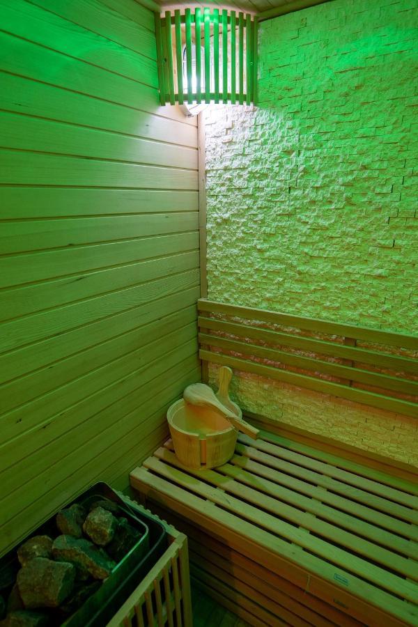 Capsule Thailande I Sauna I Balneo I Console I Jeux En Bois I Cinema I Cour Interieure Trith-Saint-Leger Kültér fotó