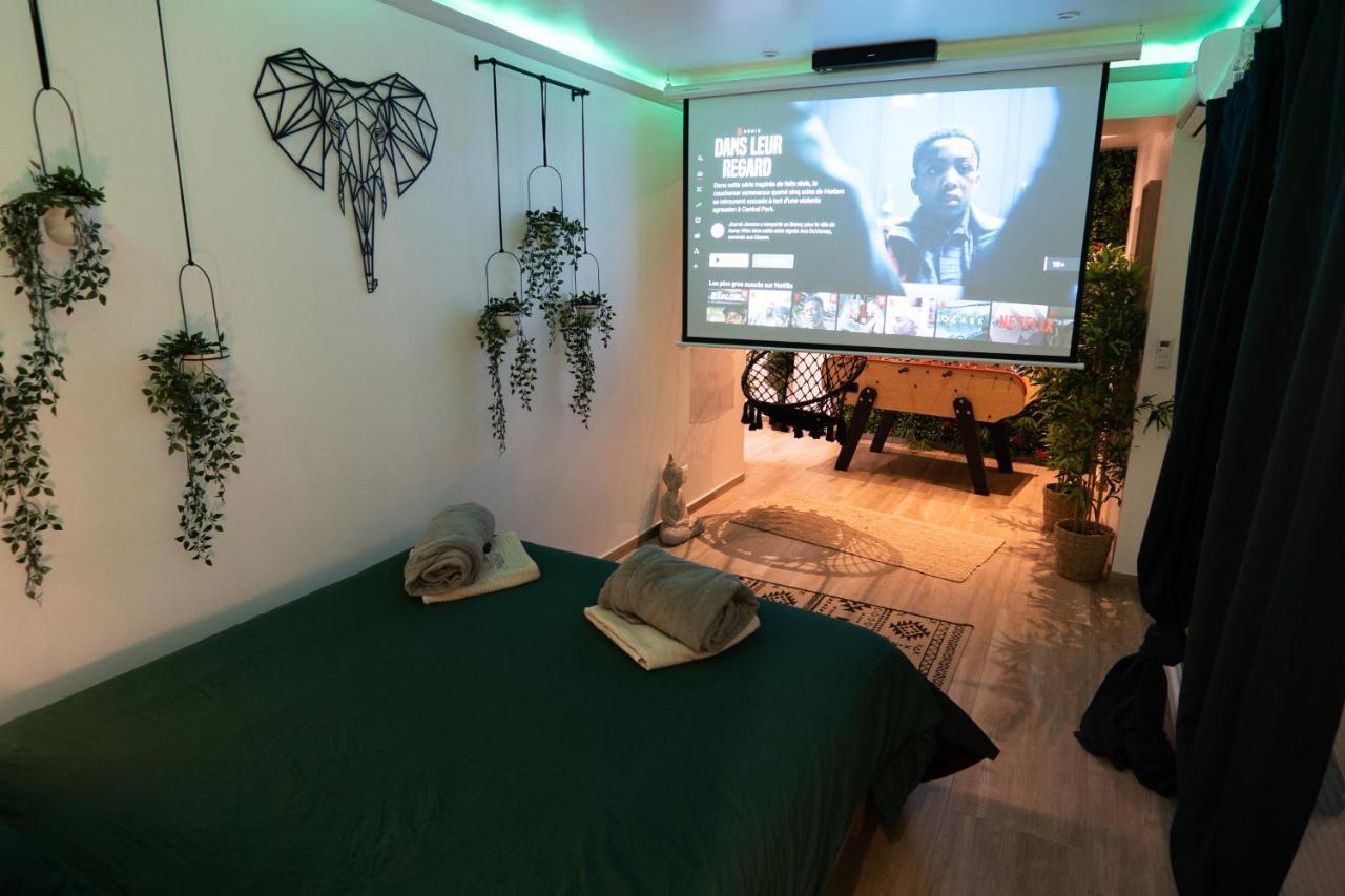 Capsule Thailande I Sauna I Balneo I Console I Jeux En Bois I Cinema I Cour Interieure Trith-Saint-Leger Kültér fotó