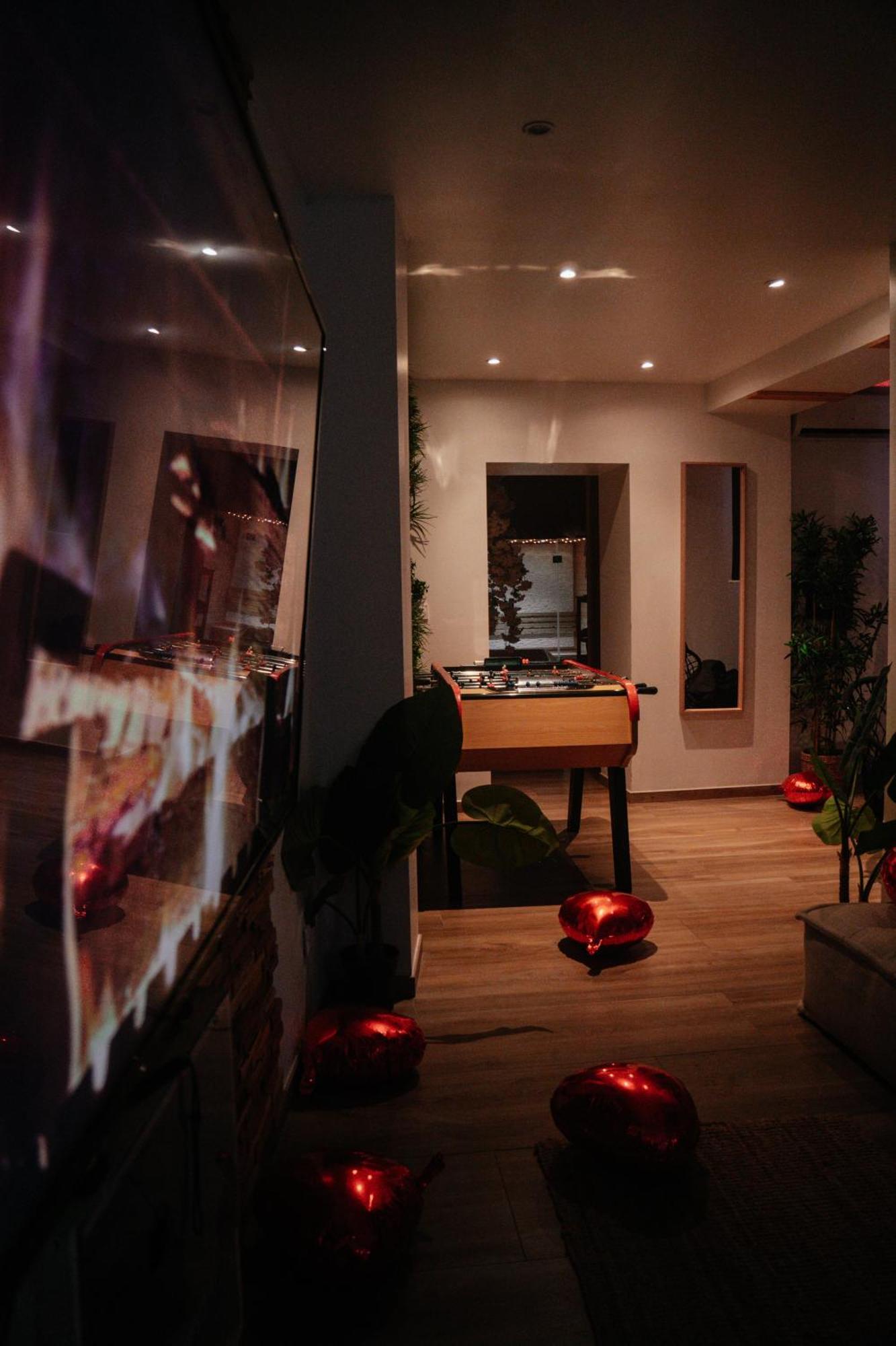 Capsule Thailande I Sauna I Balneo I Console I Jeux En Bois I Cinema I Cour Interieure Trith-Saint-Leger Kültér fotó